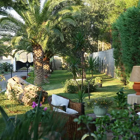 Lecce Guesthouse 2*