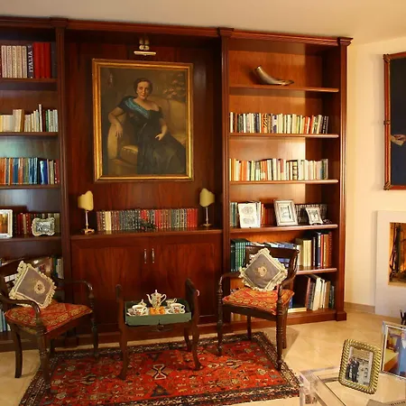 Lecce Guesthouse 2*