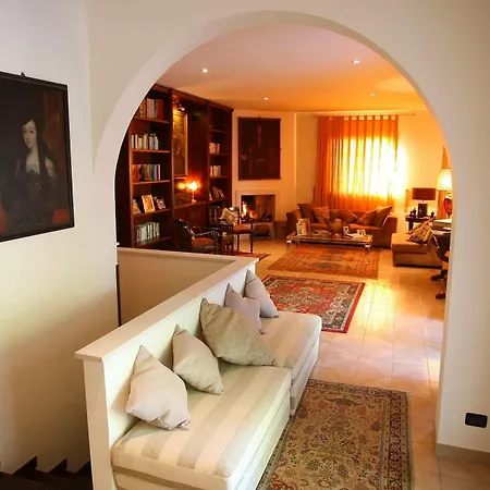 Lecce Guesthouse 2*